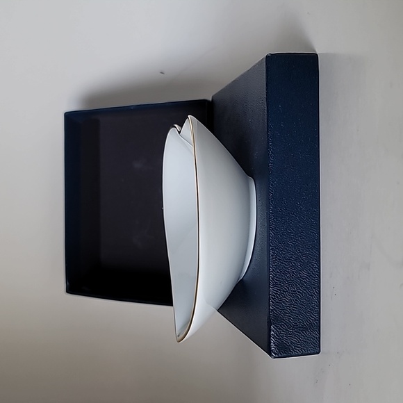 Chopard heart Porcelain Dish Jewelry Watch Tray White 100% Authentic. - Picture 4 of 5